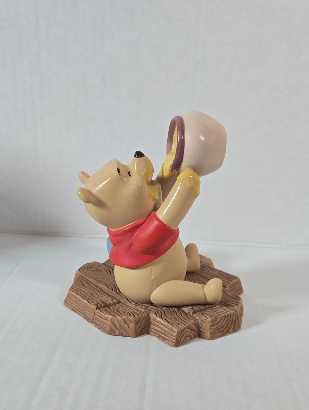 Vintage DISNEY " POOH & FRIENDS" Life Is Sweet Winnie The Pooh Figurine - Picture 4 of 6